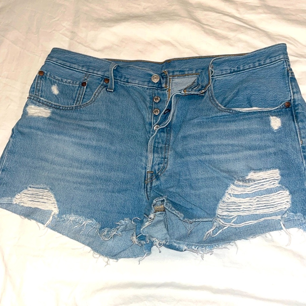 Levi's 501 button Fly Shorts Sz 33